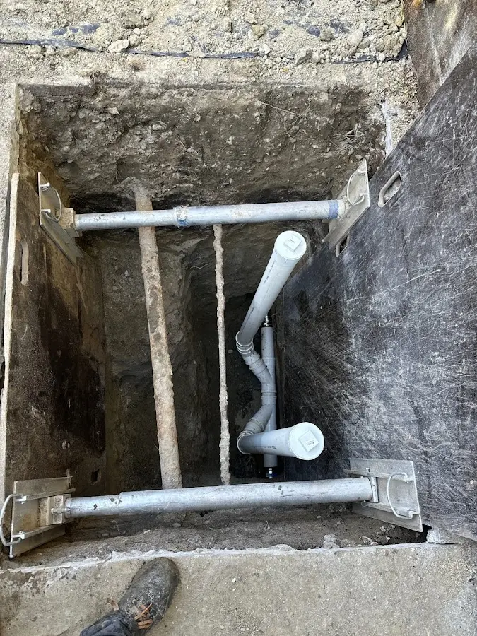 Experienced plumber completing Gas Line Repair work in Upper Arlington
